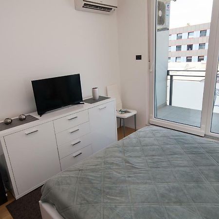 Studio Apartman Bella Apartment ซาเกร็บ ภายนอก รูปภาพ