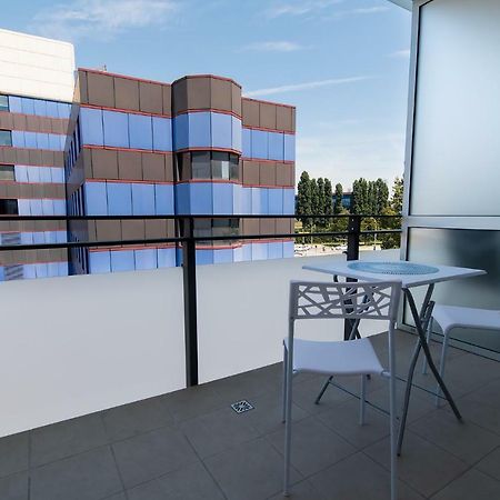 Studio Apartman Bella Apartment ซาเกร็บ ภายนอก รูปภาพ